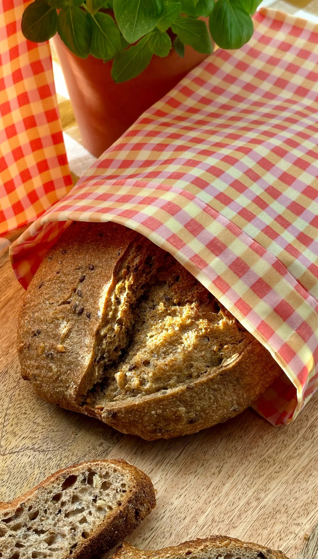 Sacchetti riutilizzabili in cera d'api per pane e verdure