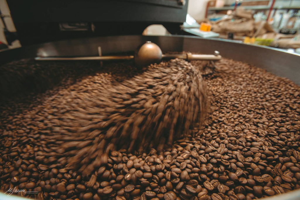 DECAF Caffè decaffeinato dal carattere spiccato, grani 250g